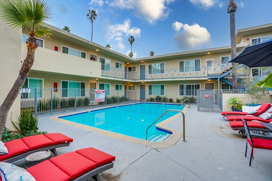 Interior Photo - Apartment Complex Near SoFi Stadium with Pool, BBQ Area, Gym and Parking.