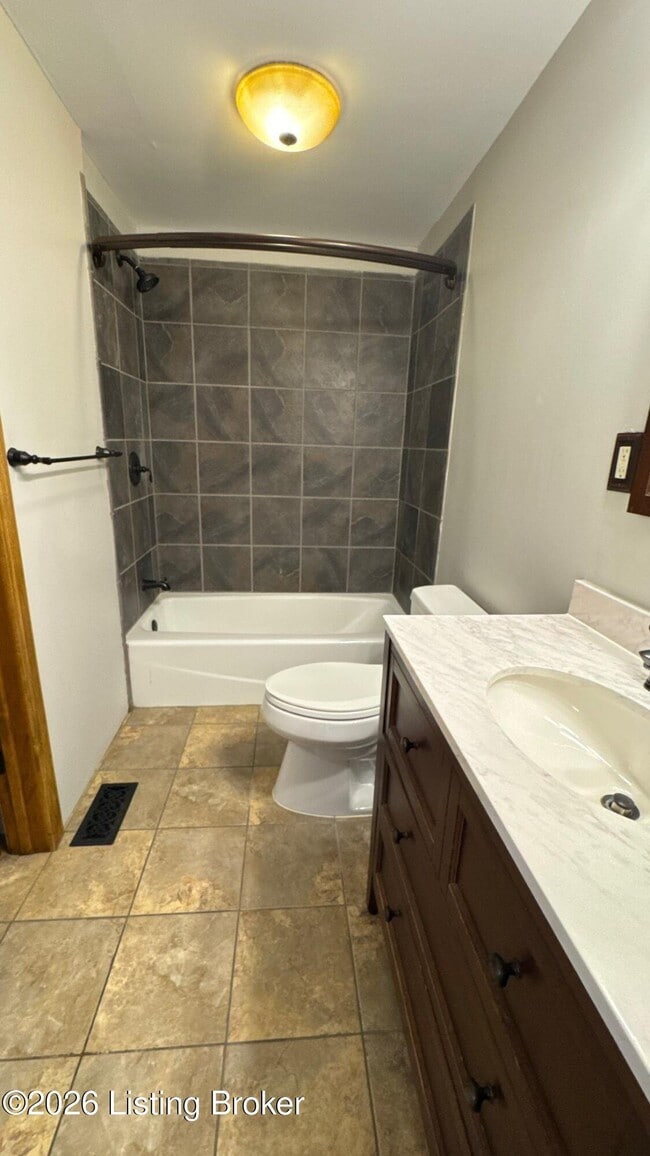 Building Photo - 113 Southview Terrace