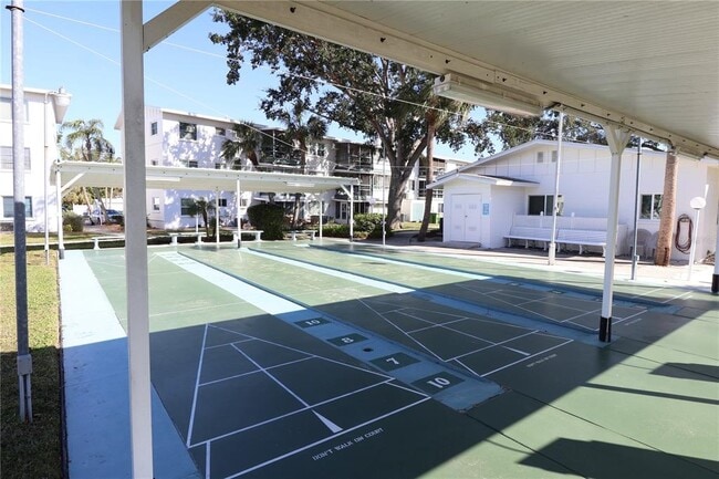 Building Photo - 1810 Sunny Dr