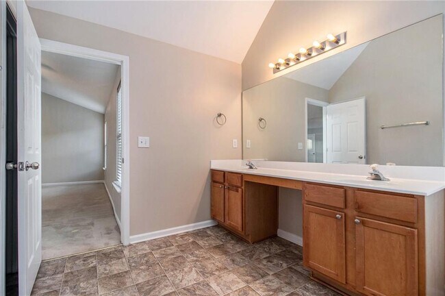 Building Photo - 395 Sugarberry Ln