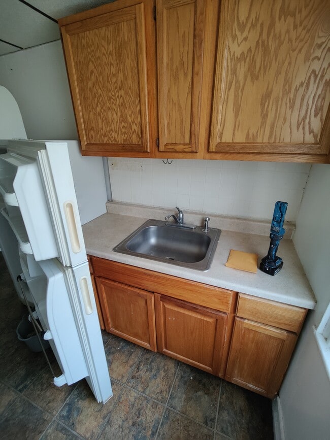 Building Photo - 388 Chew St