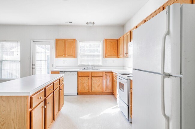 Building Photo - Gorgeous Luxury Townhome for rent