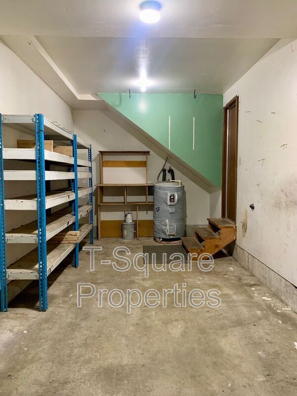 Building Photo - 3626 Shelby Rd