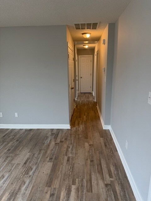 Building Photo - 425 Archer Dr