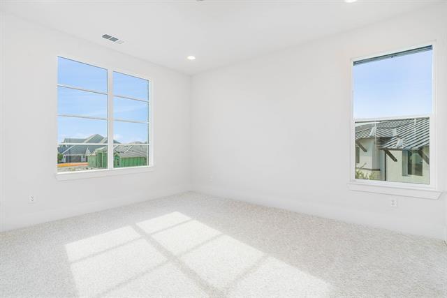 Building Photo - 1601 St Peter Ln