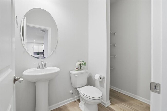 Building Photo - 1543 Maston Rd