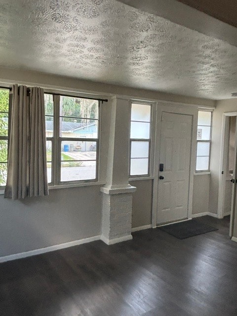 Building Photo - 211 N Moss St