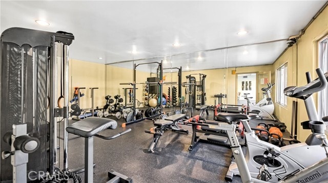 Building Photo - 355 S Madison Ave