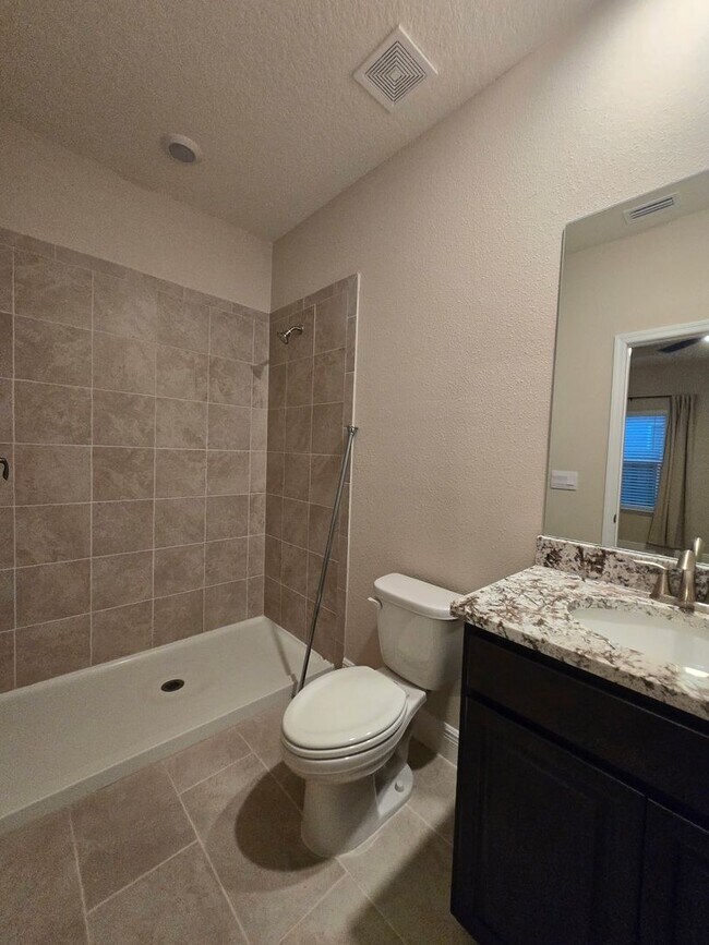 Building Photo - Welcome to the beautiful Finley Woods comm...