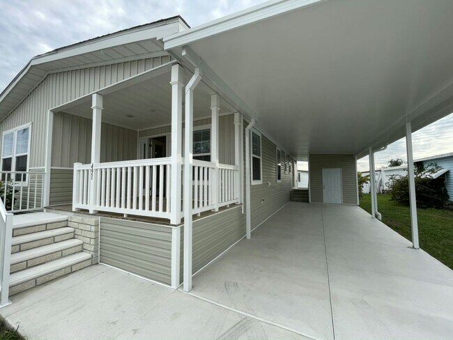 Building Photo - 491 Hillcrest Ln