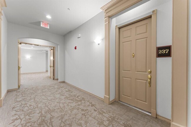 Building Photo - 2400 McCue Rd