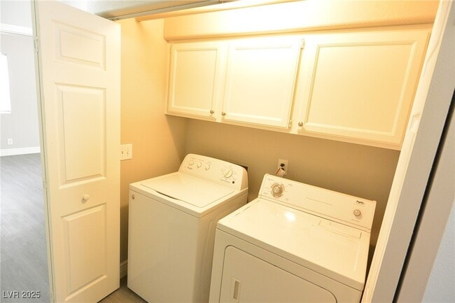 Building Photo - 4913 Forest Oaks Dr