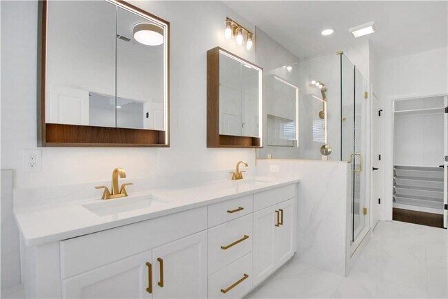 Building Photo - 1278 Linden Ct