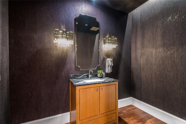 Building Photo - 3505 Turtle Creek Blvd
