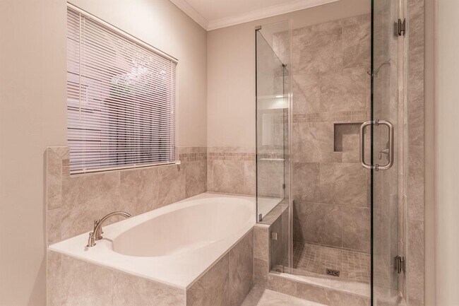 Building Photo - 3806 Deer Falls Ct