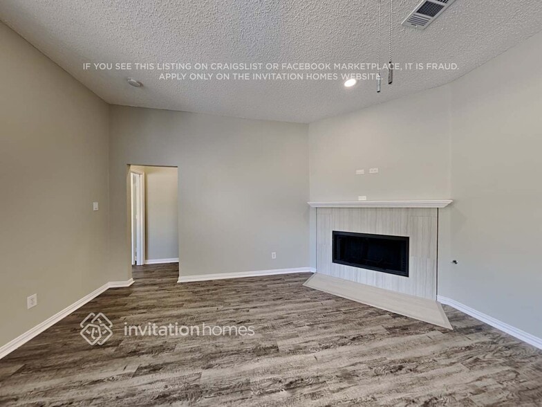 Building Photo - 6302 Plantation Ln