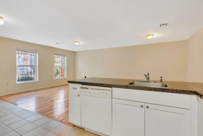 Building Photo - 527 M.L.K. Drive