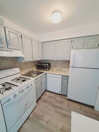 Building Photo - 125 Prospect St