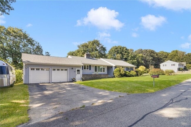 Building Photo - 27 Westwood Dr