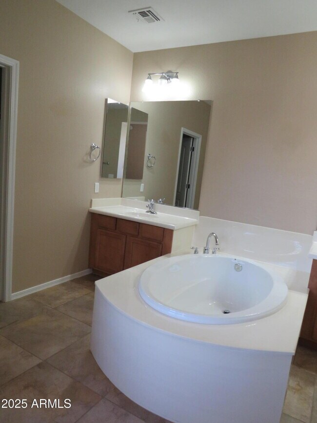 Building Photo - 28822 N 20th Ln