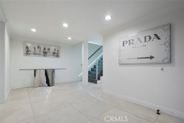 Building Photo - 3381 Oakmont View Dr