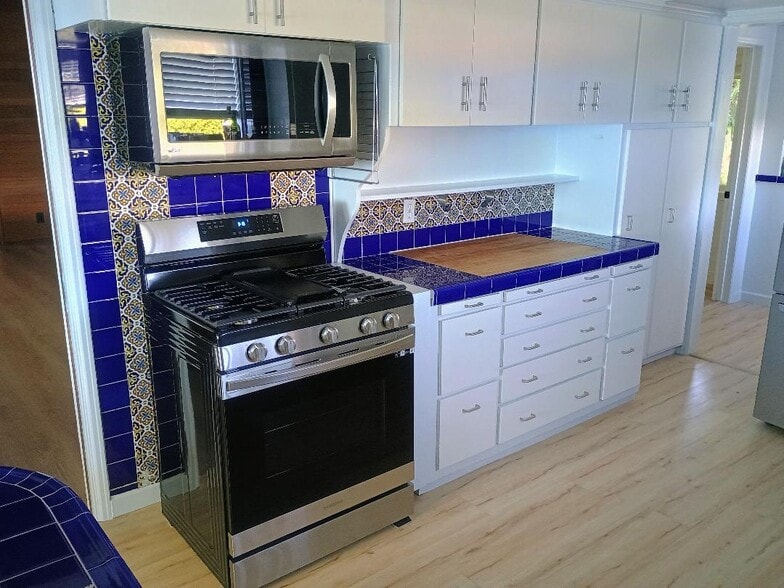 Building Photo - 1217 W Paseo del Mar