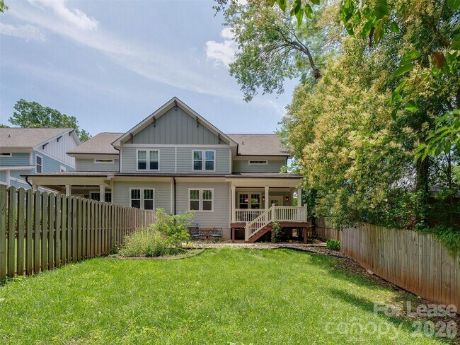 Building Photo - 326 State St