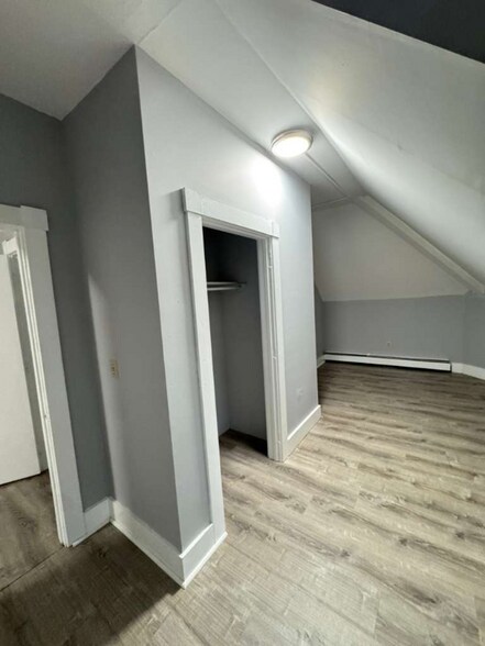 Building Photo - 166-168-168 W Main St