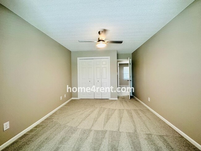 Building Photo - Wonderful Belton Home w/ Wood Floors, Fini...