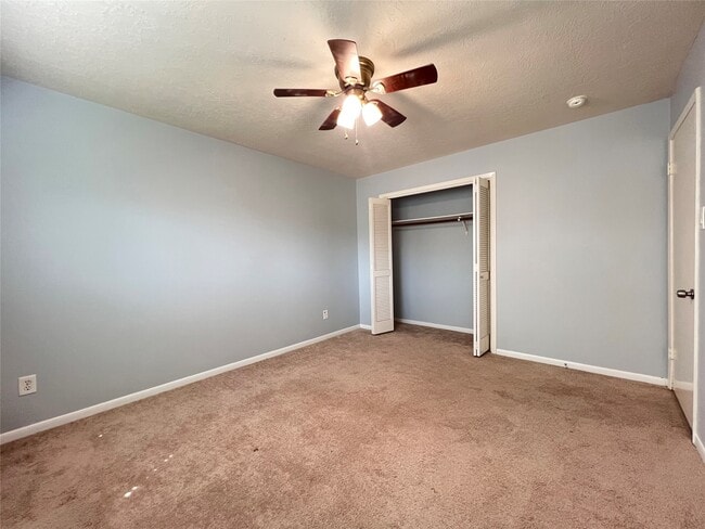 Building Photo - 11407 Briar Rose Dr
