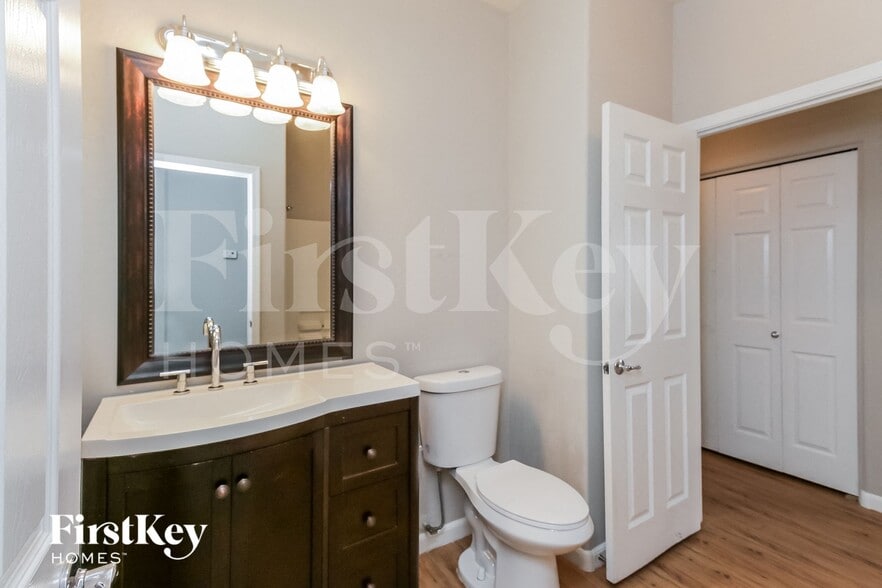 Building Photo - 2762 E Morenci Rd