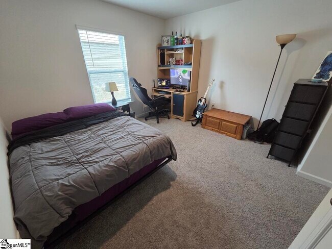 Building Photo - 3045 Hickory Rdg Trl