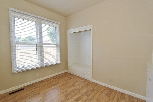 Building Photo - Charming Home in Caldwell