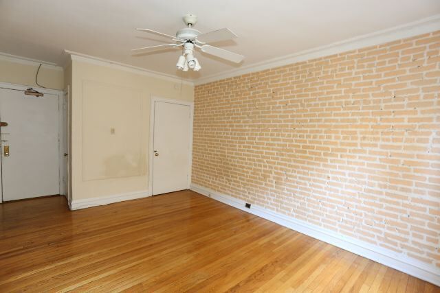 Building Photo - 1167 N Dearborn St