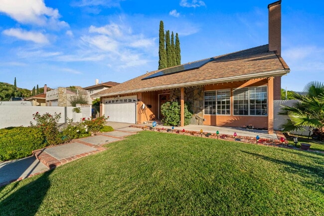 Primary Photo - "Experience Luxurious Living: Spacious 4-B...