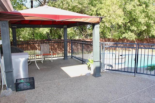 Building Photo - 1113 Larkspur Dr