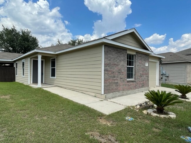 Building Photo - Newly Remodeled - A Must See Custom Home 3...