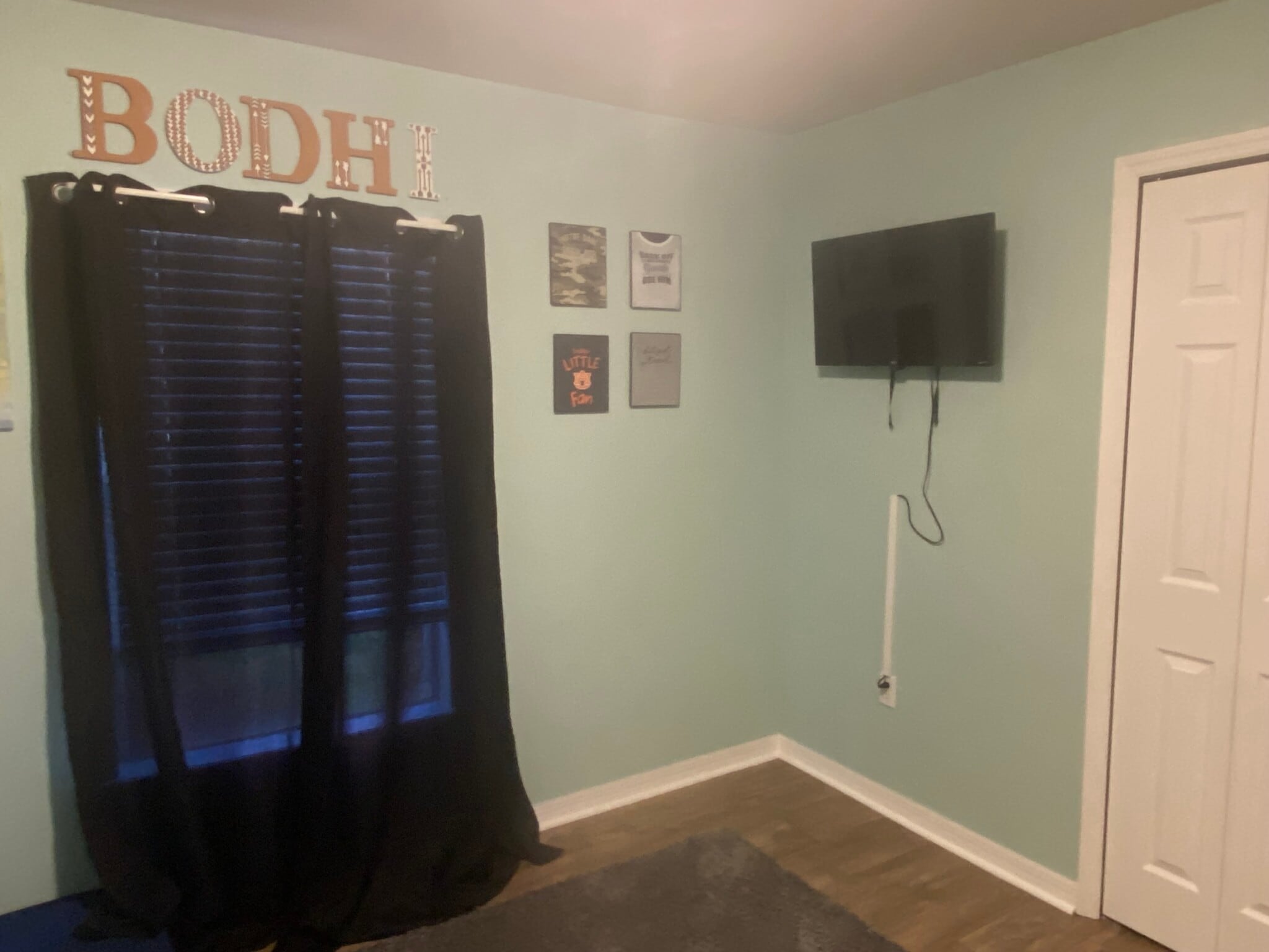 Building Photo - 4600 Tarrega St