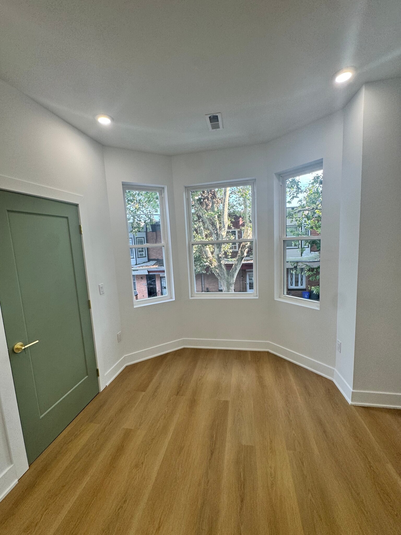 Bedroom 1 for unit B - 1325 Kerbaugh St