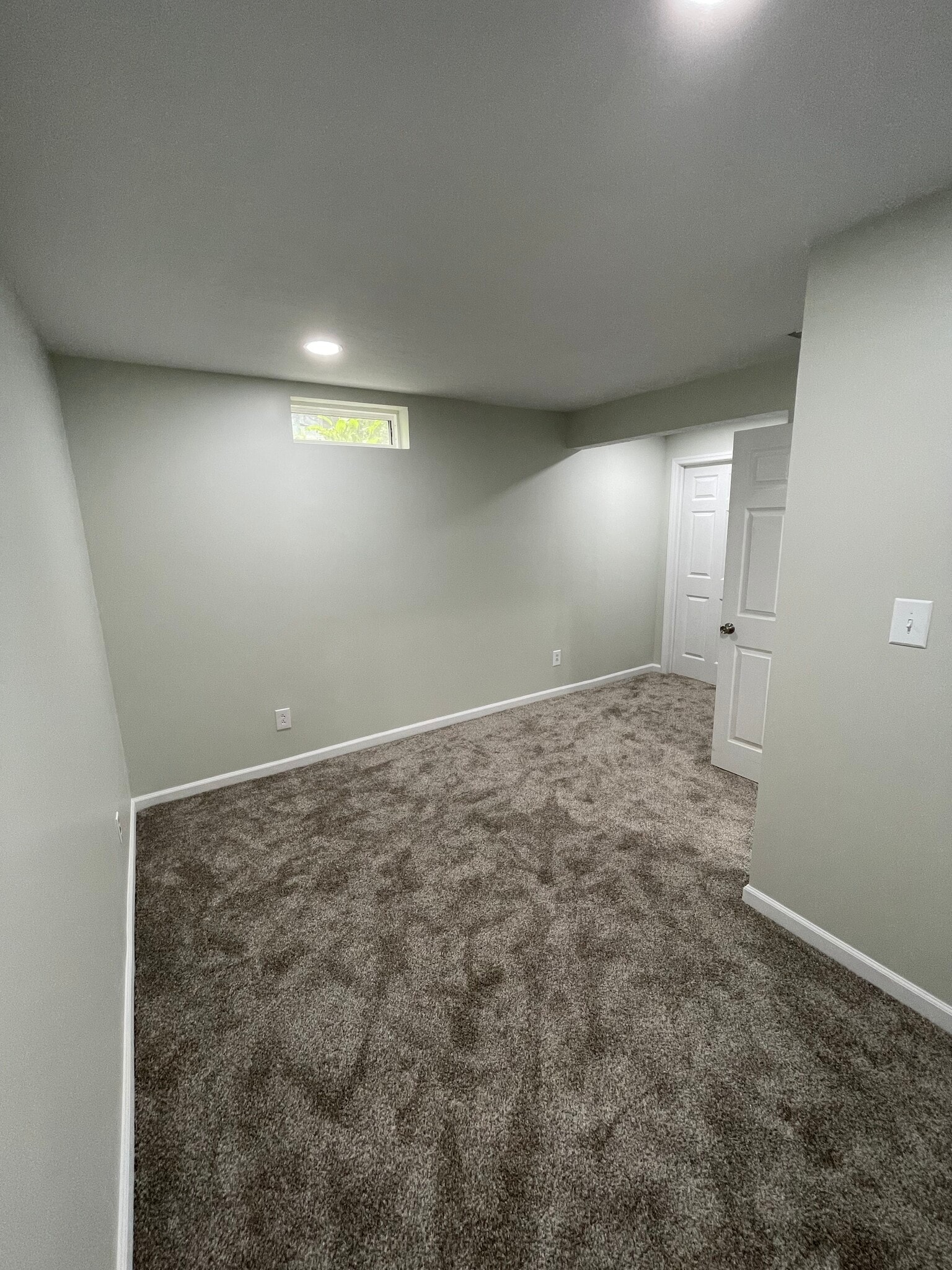 3rd bedroom in basement - 2440 Lantz Rd