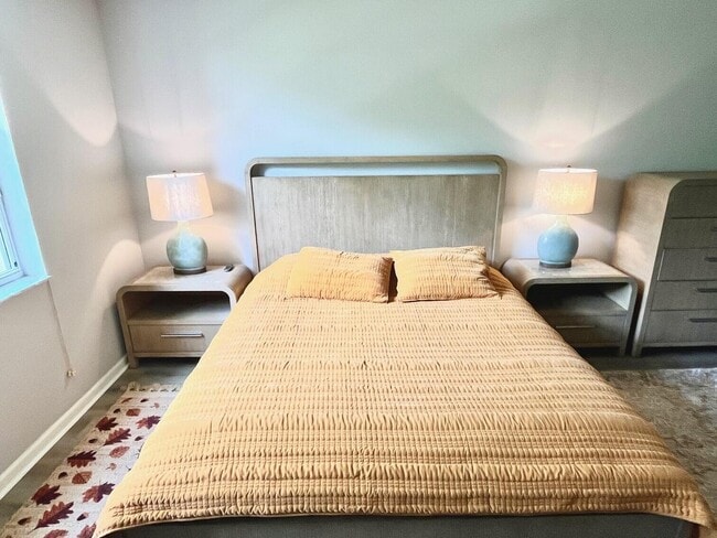 Building Photo - 11770 St Andrews Place