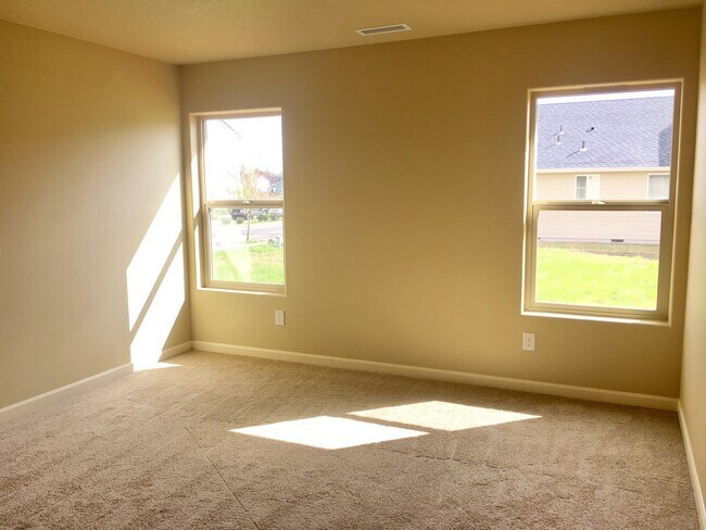 Building Photo - Brand New 3BD Ranch Home in Desirable Batt...