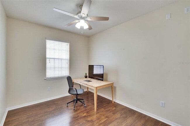 Building Photo - 9105 Crystal Commons Way