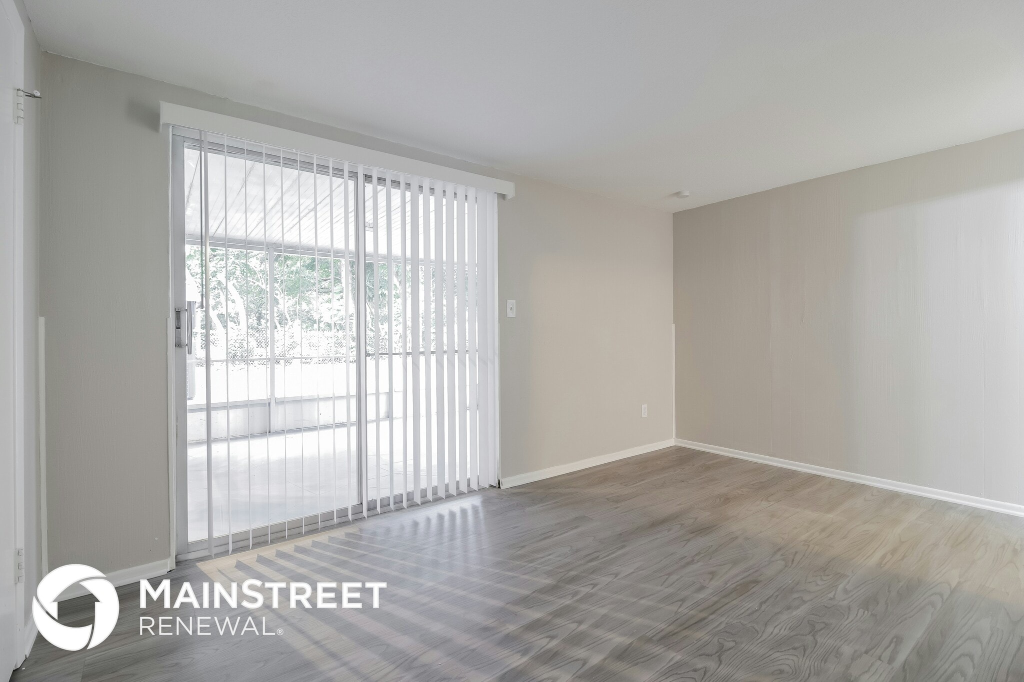 Building Photo - 5963 Bamboo Dr