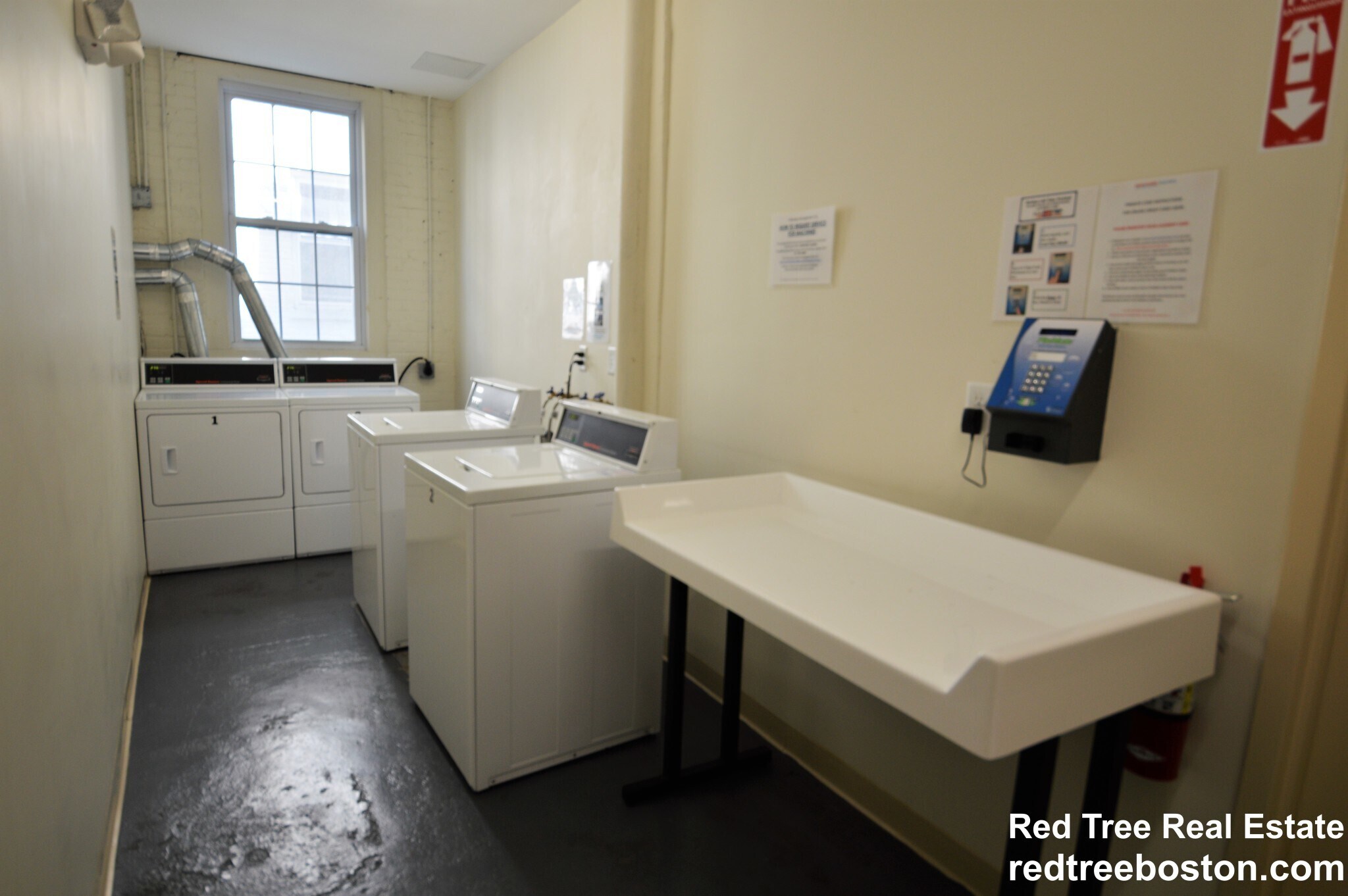 Building Photo - 109 Brainerd Rd