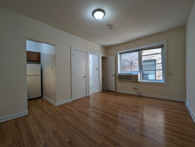 Building Photo - 1850 N Humboldt Blvd