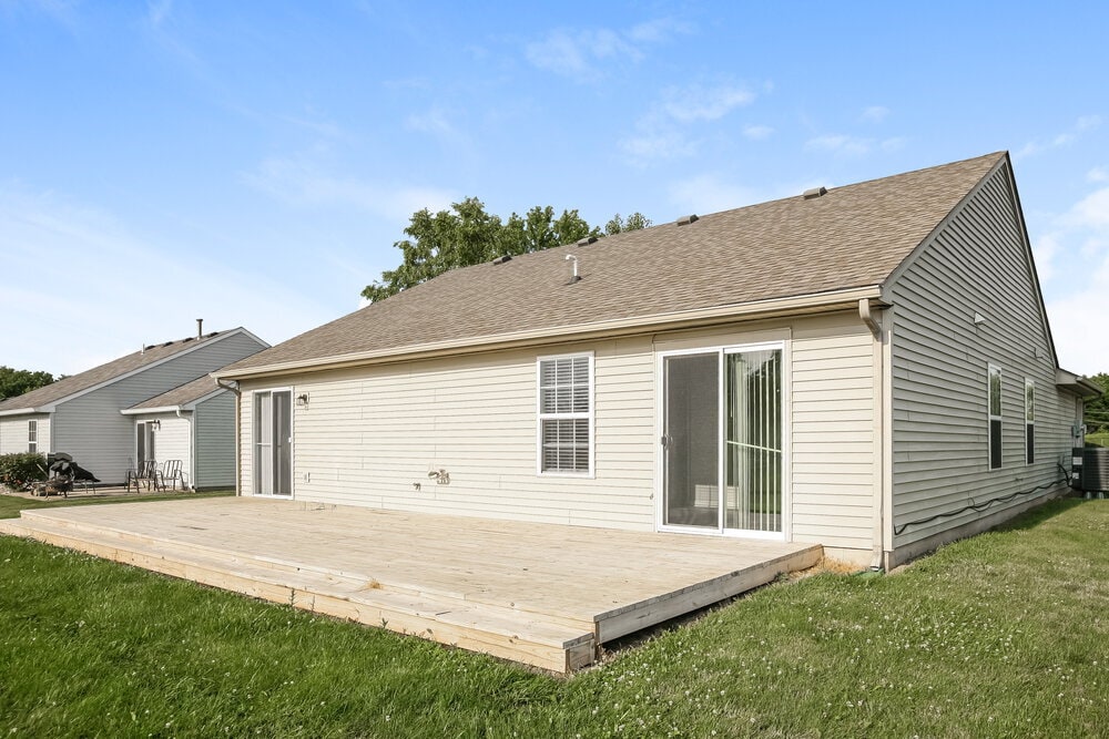 Building Photo - 103 Longfellow Ln