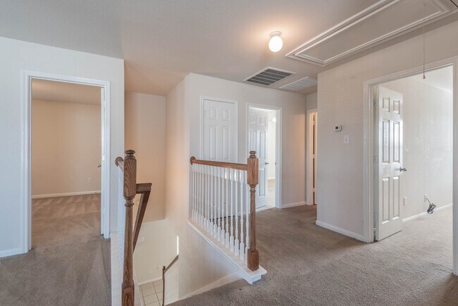 Building Photo - 20931 Gastonbury Ln