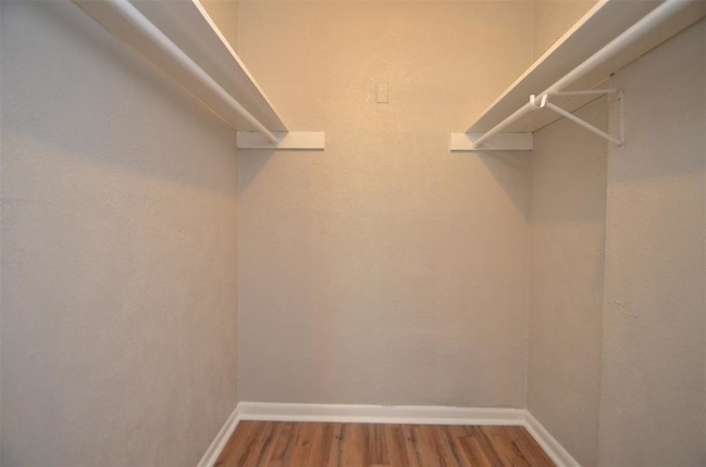 Building Photo - 1423 Hawthorne St