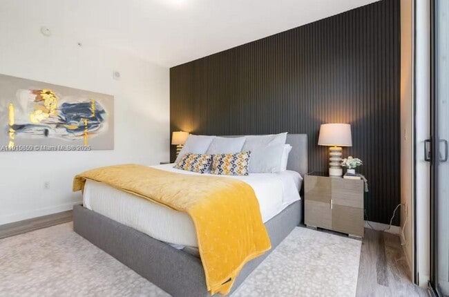 Building Photo - 2955 Bird Ave